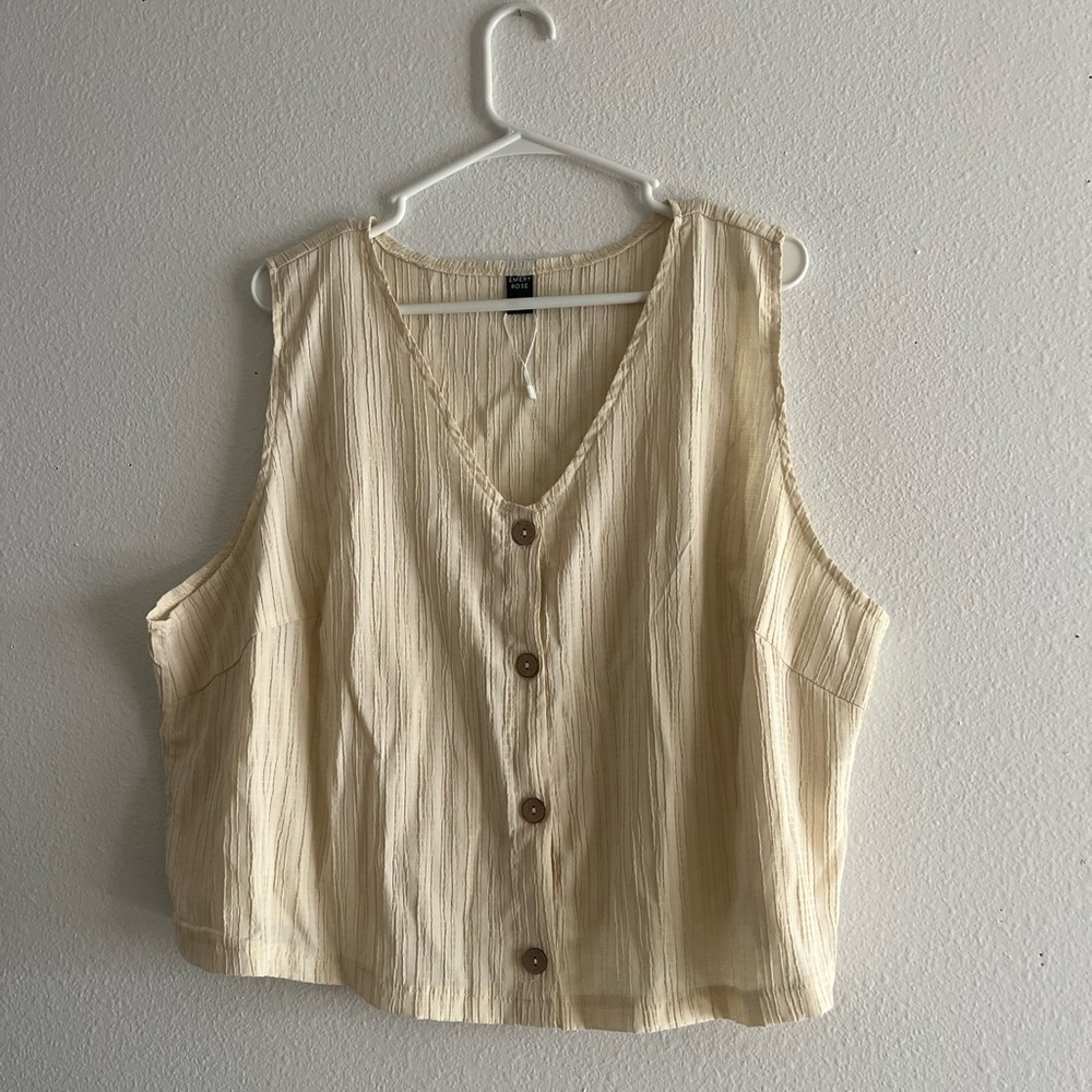 Elegant Beige Button-Down Sleeveless Blouse